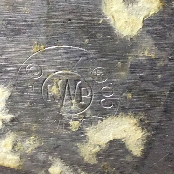 Creamer vintage pewter corn creamer from the Wilton company - Picture 4 of 4